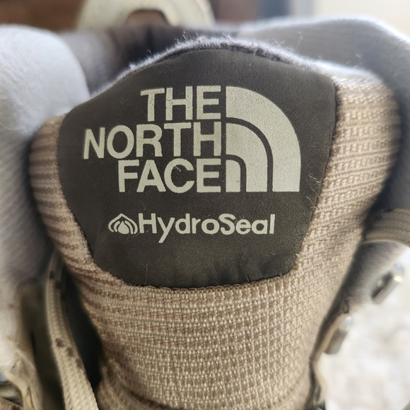 The North Face Women’s Sz 9 HydroSeal Waterproof Hiking Snow Boots Cream Winter - Picture 8 of 15